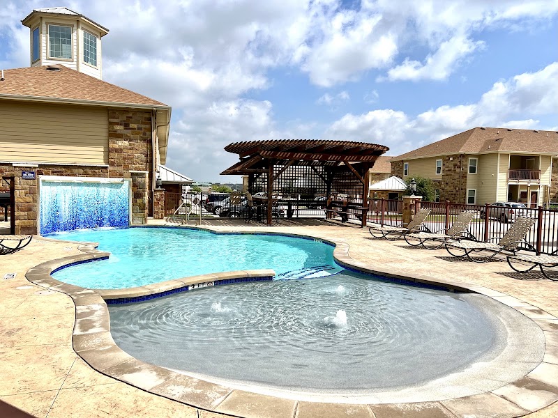 Sonterra Townhomes & Apartments